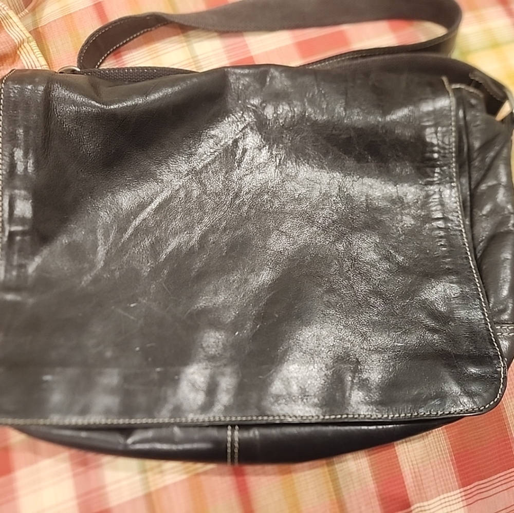 Fossil Black Leather Messenger Bag